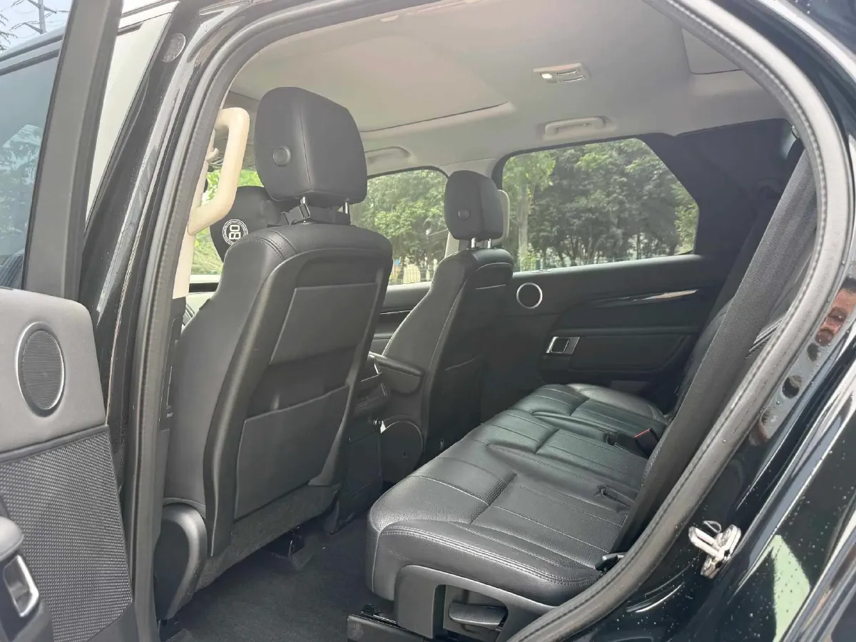 2019 Land Rover Discovery 3.0T 340HP V6 8AT,autocango,china used car exporter,china ev exporter,chinese used car exporter,chinese used ev exporter