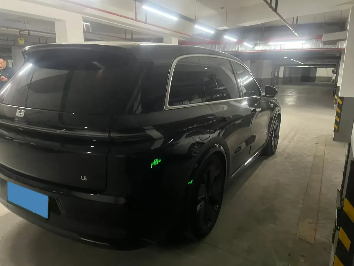 2024 Volvo S60 2.0T 197HP L4 7DCT,autocango,china used car exporter,china ev exporter,chinese used car exporter,chinese used ev exporter