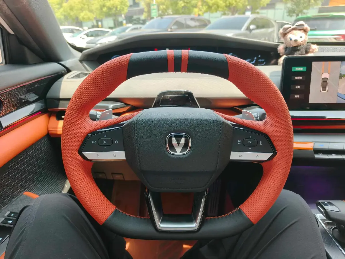 2023 ChangAn UNI-V 1.5T 188HP L4 7DCT,autocango,china used car exporter,china ev exporter,chinese used car exporter,chinese used ev exporter