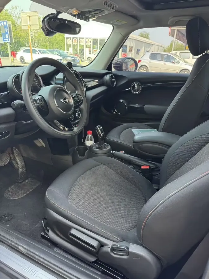 2020 MINI MINI 1.5T 102HP L3 7DCT,autocango,china used car exporter,china ev exporter,chinese used car exporter,chinese used ev exporter