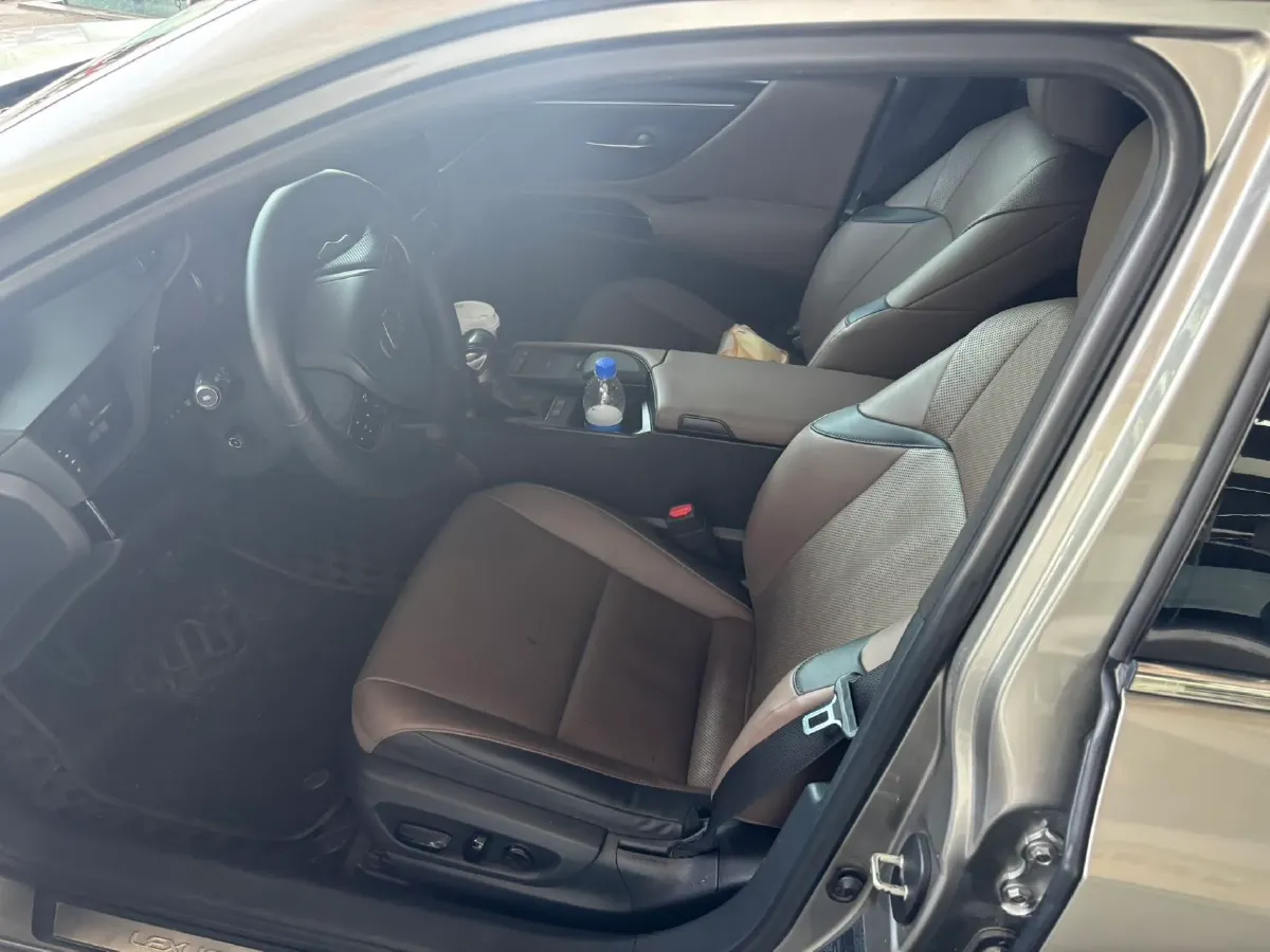 2022 Jetour DASHING i-DM 1.5T 156HP L4 3DHT PHEV 19.27KWH,autocango,china used car exporter,china ev exporter,chinese used car exporter,chinese used ev exporter