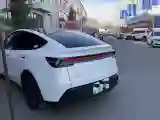2026 Tesla Model Y BEV
