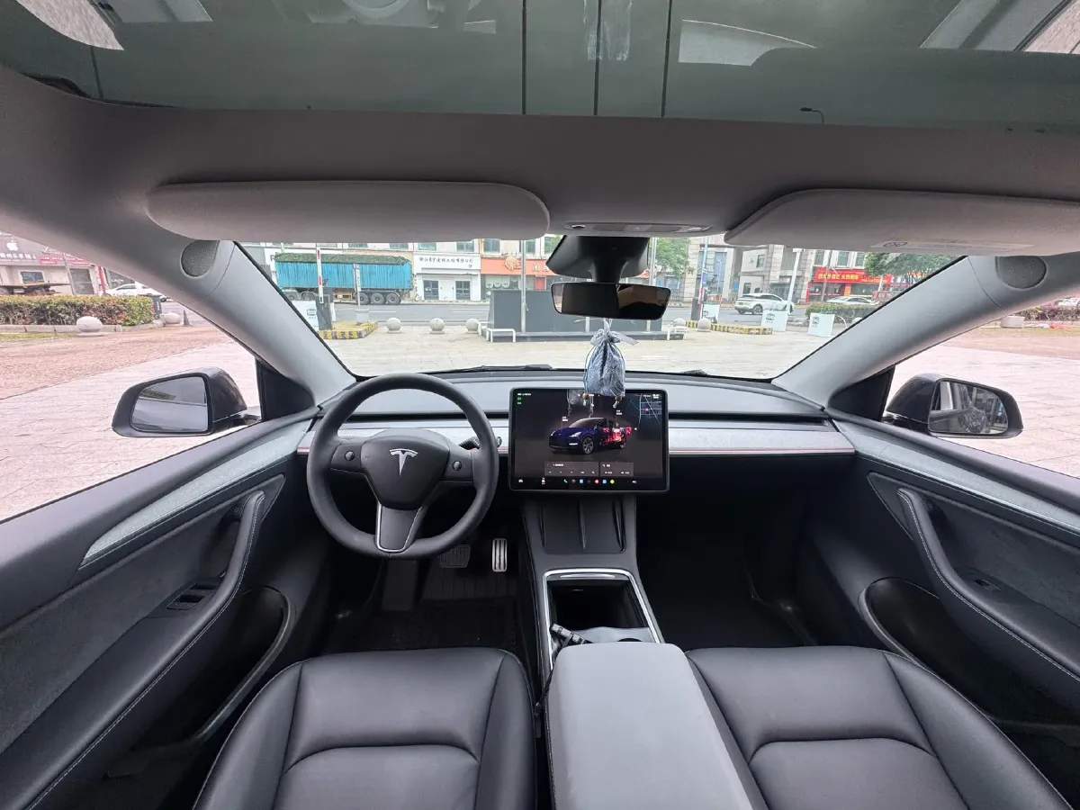 2024 Tesla Model Y BEV 78.4KWH,autocango,china used car exporter,china ev exporter,chinese used car exporter,chinese used ev exporter