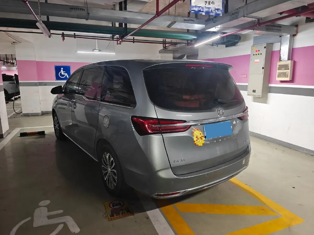 2023 Buick GL8 2.0T 237HP L4 9AT,autocango,china used car exporter,china ev exporter,chinese used car exporter,chinese used ev exporter