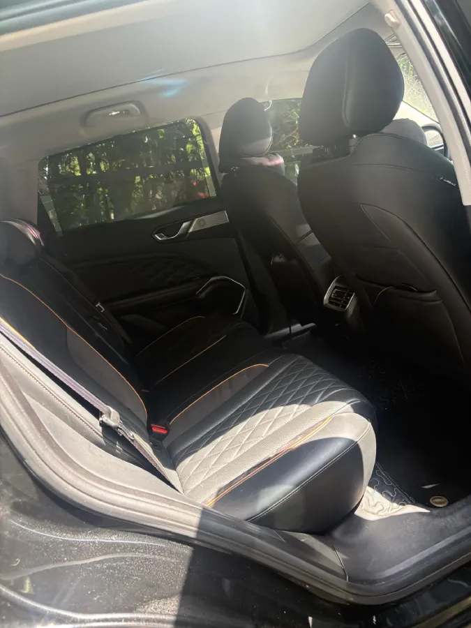 2022 WEY Latte 1.5T 156HP L4 2DHT PHEV 34KWH,autocango,china used car exporter,china ev exporter,chinese used car exporter,chinese used ev exporter