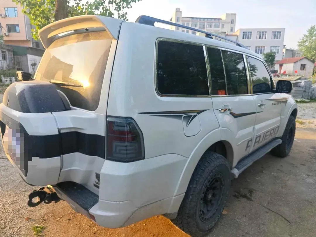 2018 Mitsubishi Pajero 3.0L 174HP V6 5AT,autocango,china used car exporter,china ev exporter,chinese used car exporter,chinese used ev exporter