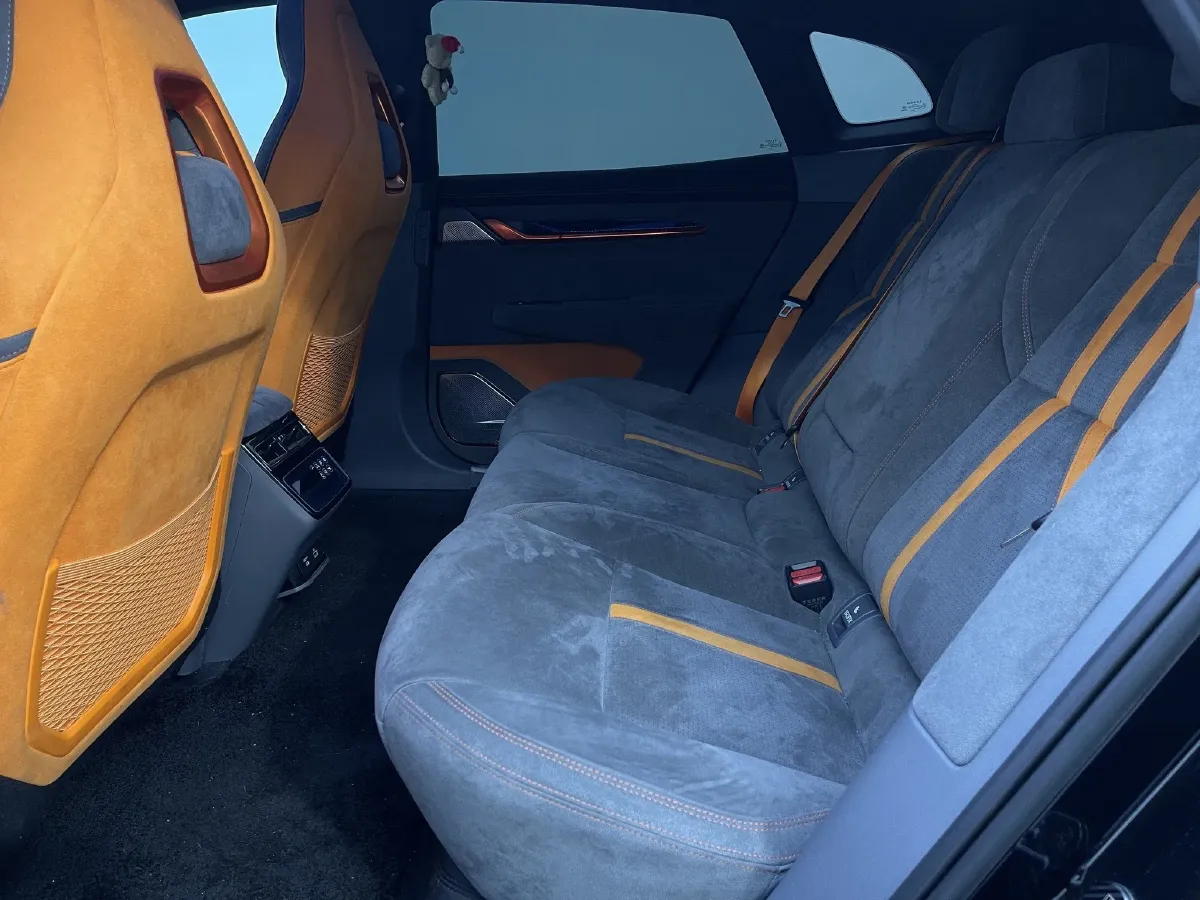2023 Zeekr 001 BEV 100KWH,autocango,china used car exporter,china ev exporter,chinese used car exporter,chinese used ev exporter