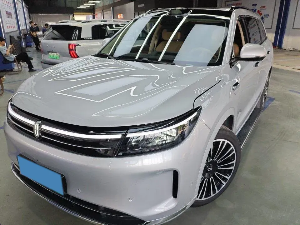 2024 AITO AITO M7 1.5T 152HP L4 REEV 42KWH,autocango,china used car exporter,china ev exporter,chinese used car exporter,chinese used ev exporter