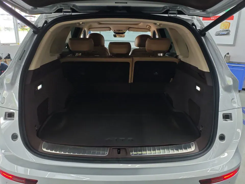 2024 AITO AITO M7 1.5T 152HP L4 REEV 42KWH,autocango,china used car exporter,china ev exporter,chinese used car exporter,chinese used ev exporter