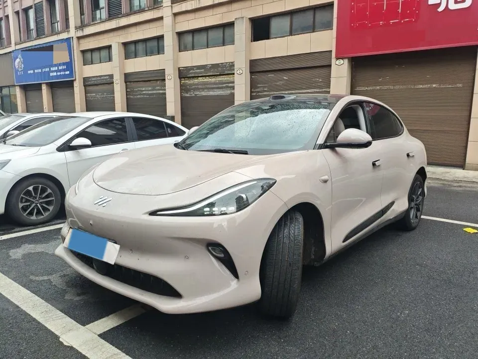 2025 IM LS6 BEV 75KWH,autocango,china used car exporter,china ev exporter,chinese used car exporter,chinese used ev exporter