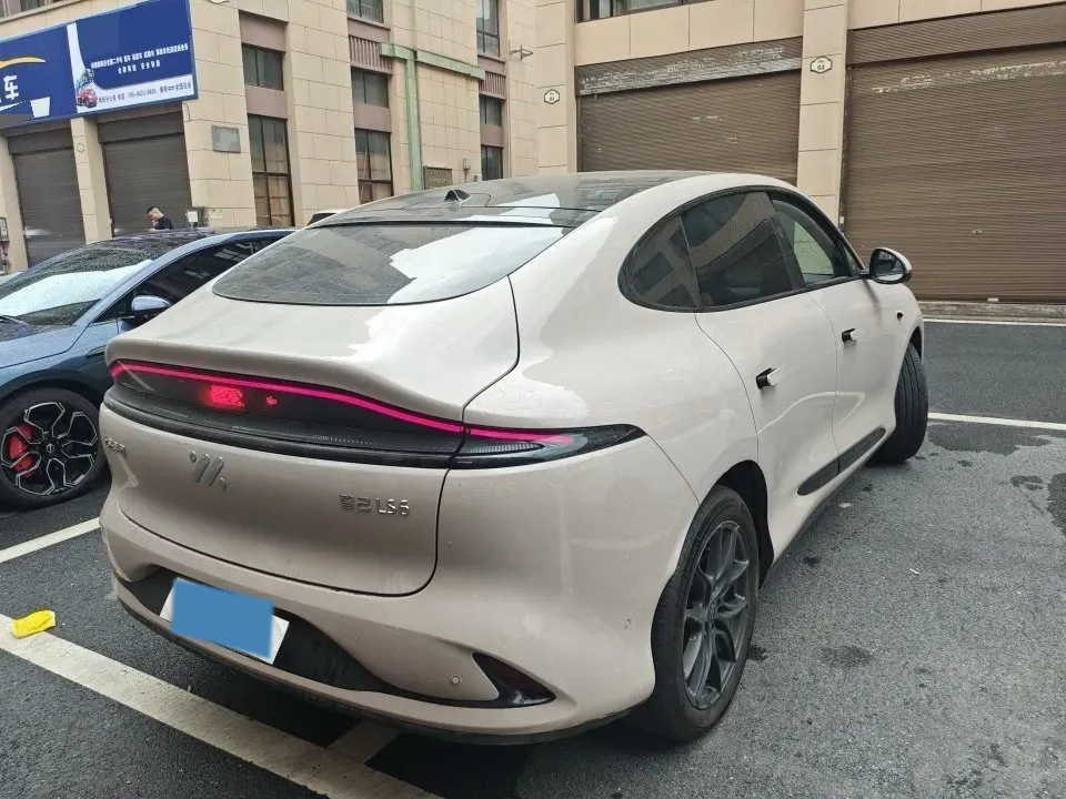 2025 IM LS6 BEV 75KWH,autocango,china used car exporter,china ev exporter,chinese used car exporter,chinese used ev exporter