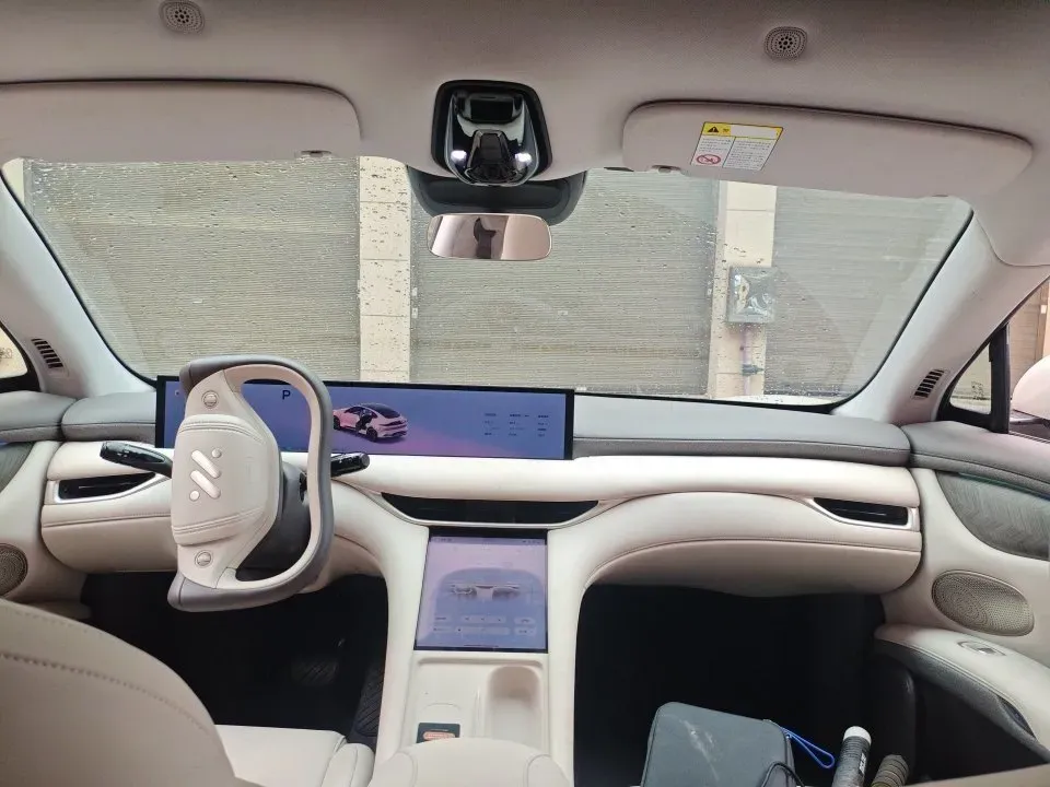 2025 IM LS6 BEV 75KWH,autocango,china used car exporter,china ev exporter,chinese used car exporter,chinese used ev exporter