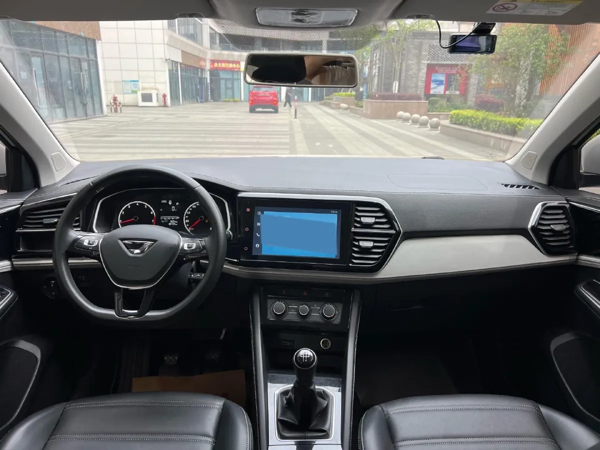 2023 Jetta VS5 1.4T 150HP L4 5MT,autocango,china used car exporter,china ev exporter,chinese used car exporter,chinese used ev exporter