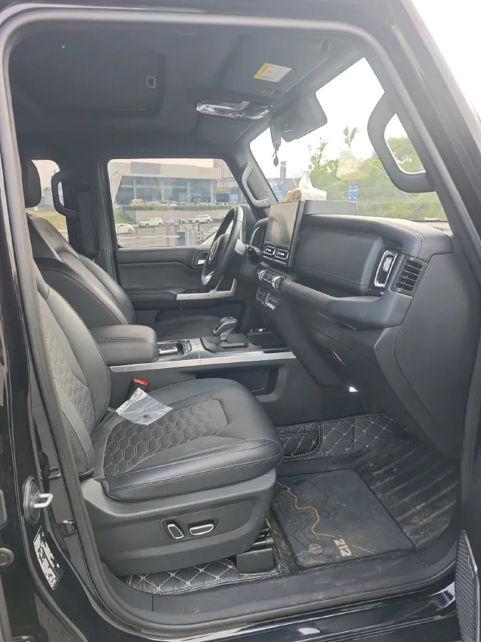 2024 212 212 T01 2.0T 252HP L4 8AT,autocango,china used car exporter,china ev exporter,chinese used car exporter,chinese used ev exporter