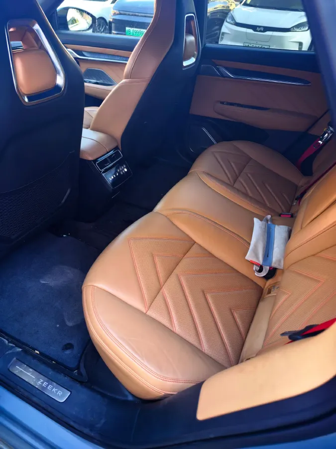 2022 Zeekr 001 BEV 100KWH,autocango,china used car exporter,china ev exporter,chinese used car exporter,chinese used ev exporter