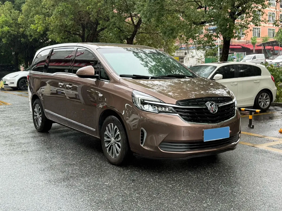 2022 Buick GL8 2.0T 237HP L4 9AT,autocango,china used car exporter,china ev exporter,chinese used car exporter,chinese used ev exporter