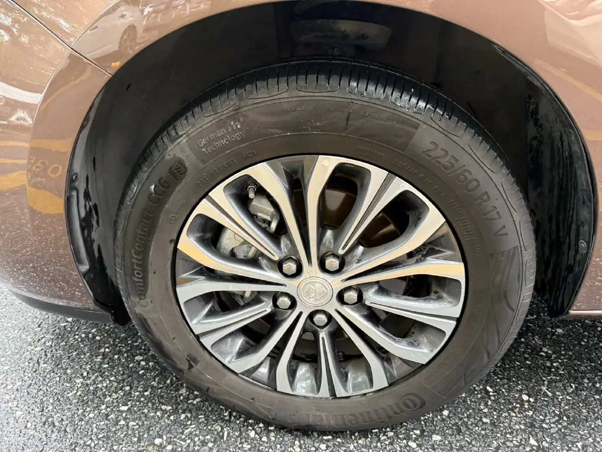 2022 Buick GL8 2.0T 237HP L4 9AT,autocango,china used car exporter,china ev exporter,chinese used car exporter,chinese used ev exporter