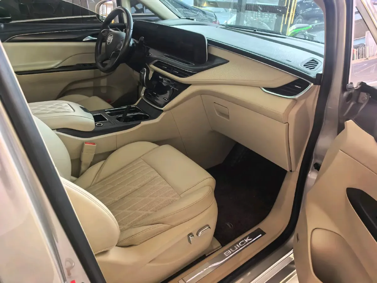 2023 Buick GL8 2.0T 237HP L4 9AT,autocango,china used car exporter,china ev exporter,chinese used car exporter,chinese used ev exporter