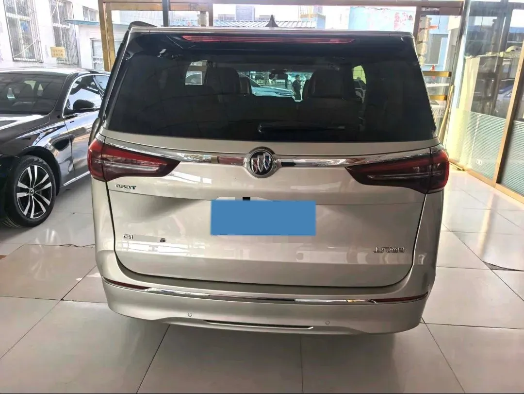 2023 Buick GL8 2.0T 237HP L4 9AT,autocango,china used car exporter,china ev exporter,chinese used car exporter,chinese used ev exporter