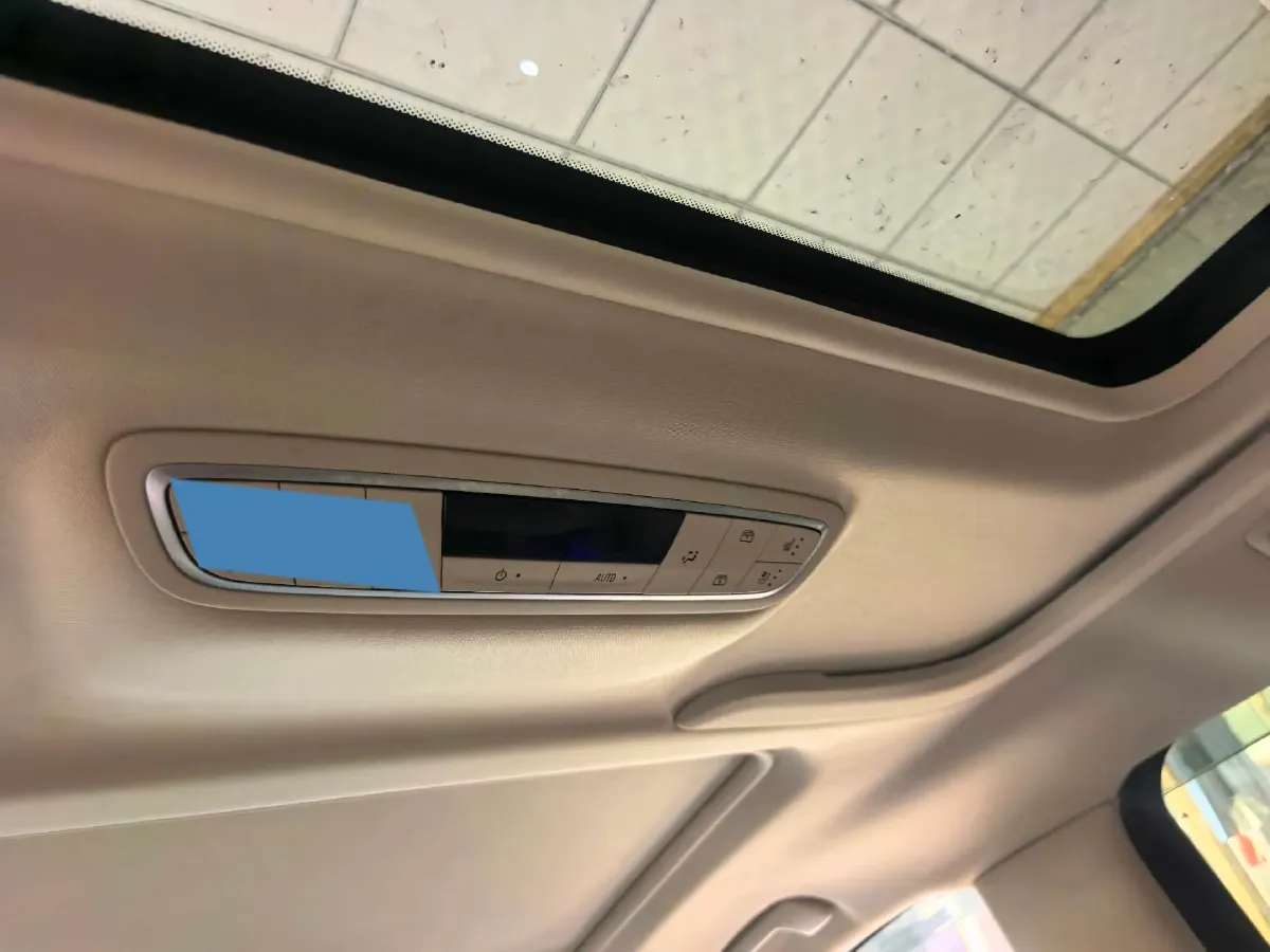 2023 Buick GL8 2.0T 237HP L4 9AT,autocango,china used car exporter,china ev exporter,chinese used car exporter,chinese used ev exporter