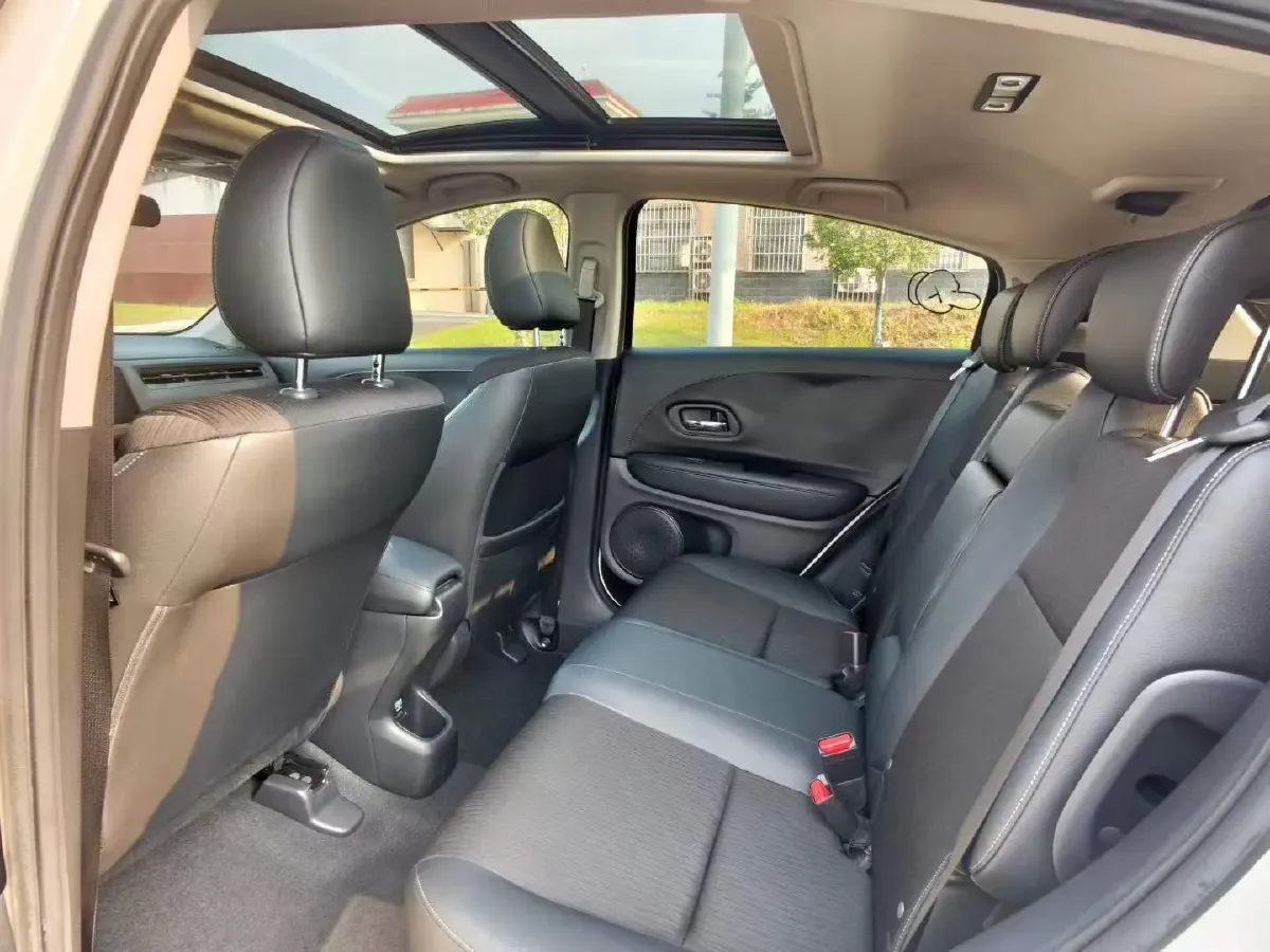 2020 Honda Vezel 1.5L 131HP L4 CVT,autocango,china used car exporter,china ev exporter,chinese used car exporter,chinese used ev exporter