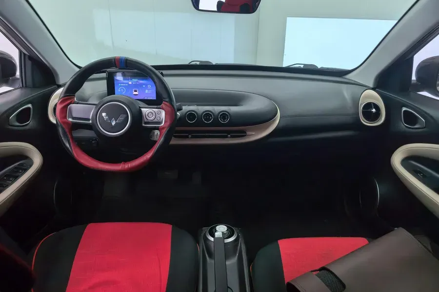 2023 WuLing BinGuo BEV 17.3KWH,autocango,china used car exporter,china ev exporter,chinese used car exporter,chinese used ev exporter