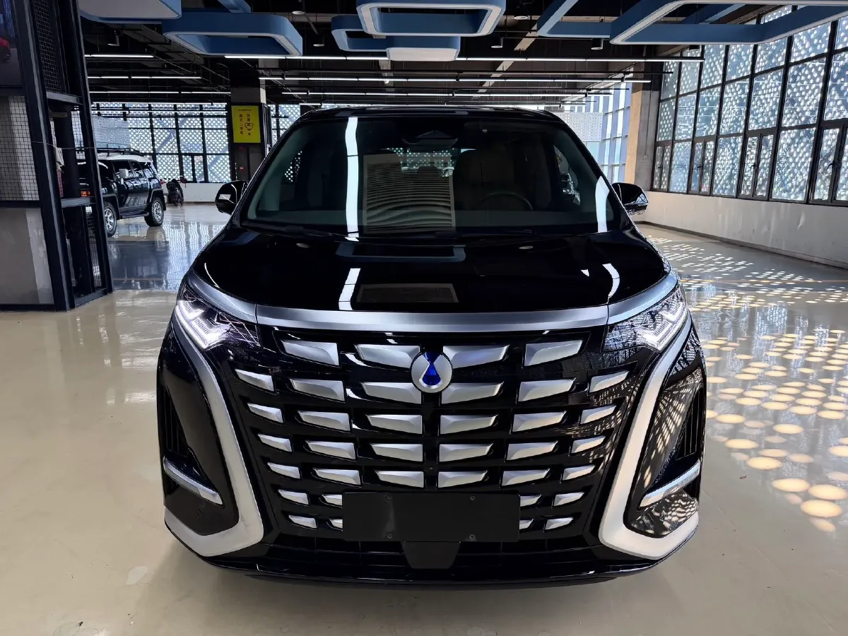 2022 HongQi HS7 3.0T 337HP V6 8AT,autocango,china used car exporter,china ev exporter,chinese used car exporter,chinese used ev exporter