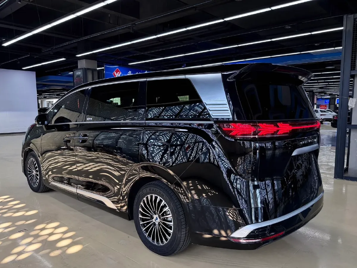 2022 HongQi HS7 3.0T 337HP V6 8AT,autocango,china used car exporter,china ev exporter,chinese used car exporter,chinese used ev exporter