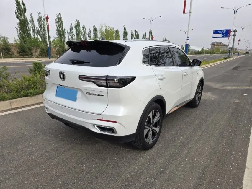 2022 ChangAn Oshan X7 Plus 1.5T 188HP L4 7DCT,autocango,china used car exporter,china ev exporter,chinese used car exporter,chinese used ev exporter