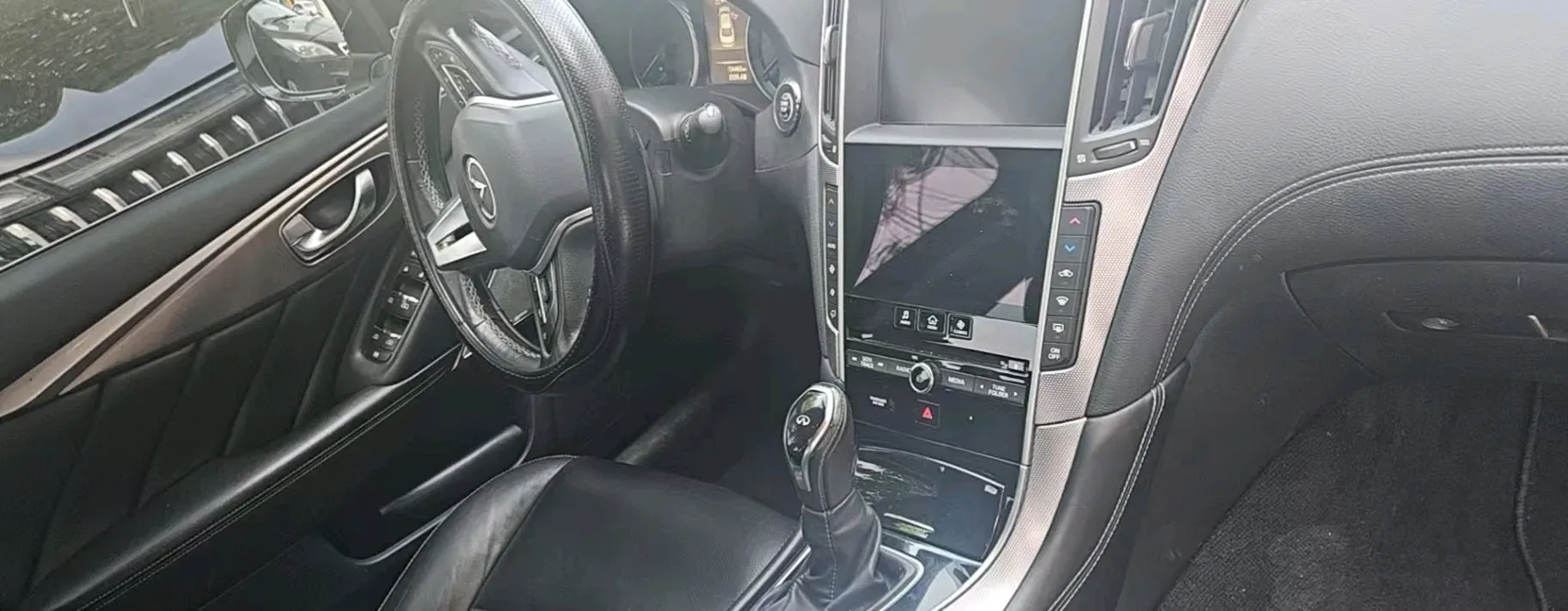 2018 Jeep Grand Commander 2.0T 265HP L4 9AT,autocango,china used car exporter,china ev exporter,chinese used car exporter,chinese used ev exporter