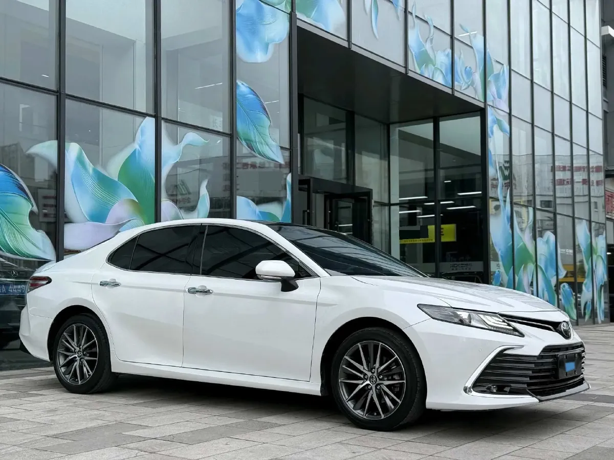 2021 Toyota Camry 2.5L 209HP L4 8AT,autocango,china used car exporter,china ev exporter,chinese used car exporter,chinese used ev exporter