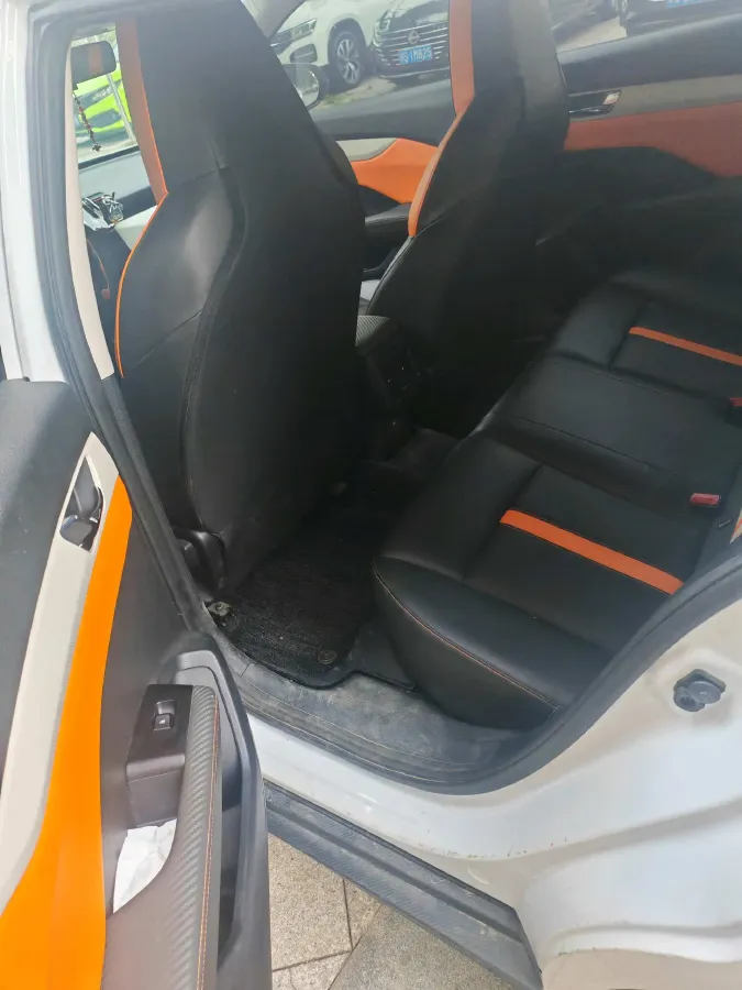 2023 DongFeng Aeolus YiXuan 1.5L 125HP L4 6DCT,autocango,china used car exporter,china ev exporter,chinese used car exporter,chinese used ev exporter