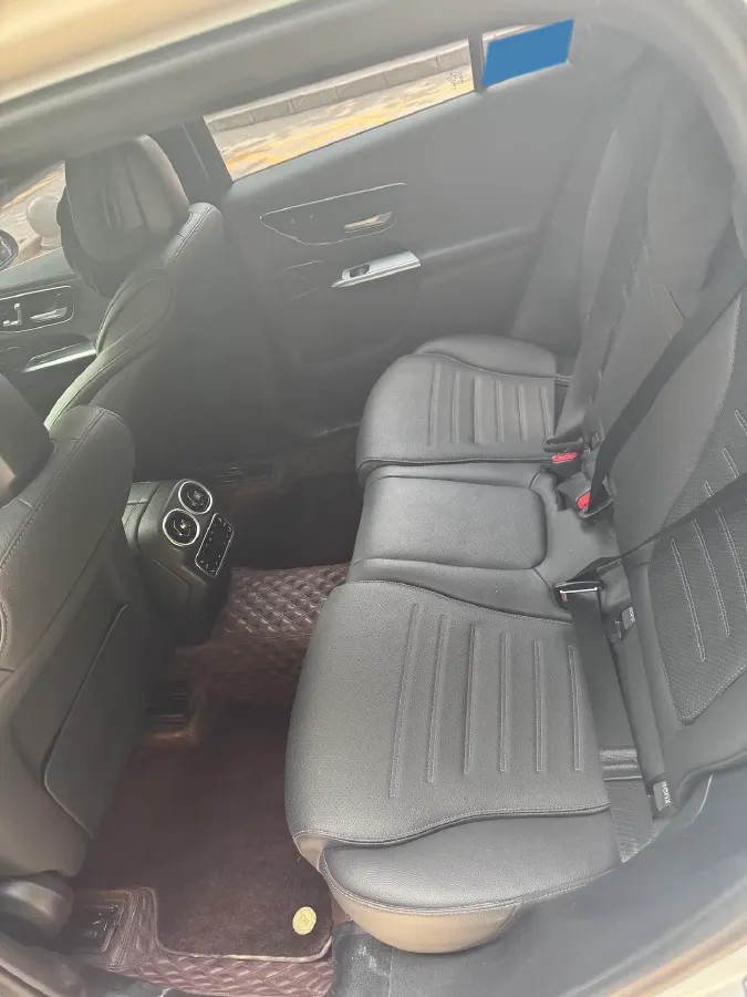 2023 Mercedes-Benz GLC Class 2.0T 204HP L4 9AT,autocango,china used car exporter,china ev exporter,chinese used car exporter,chinese used ev exporter