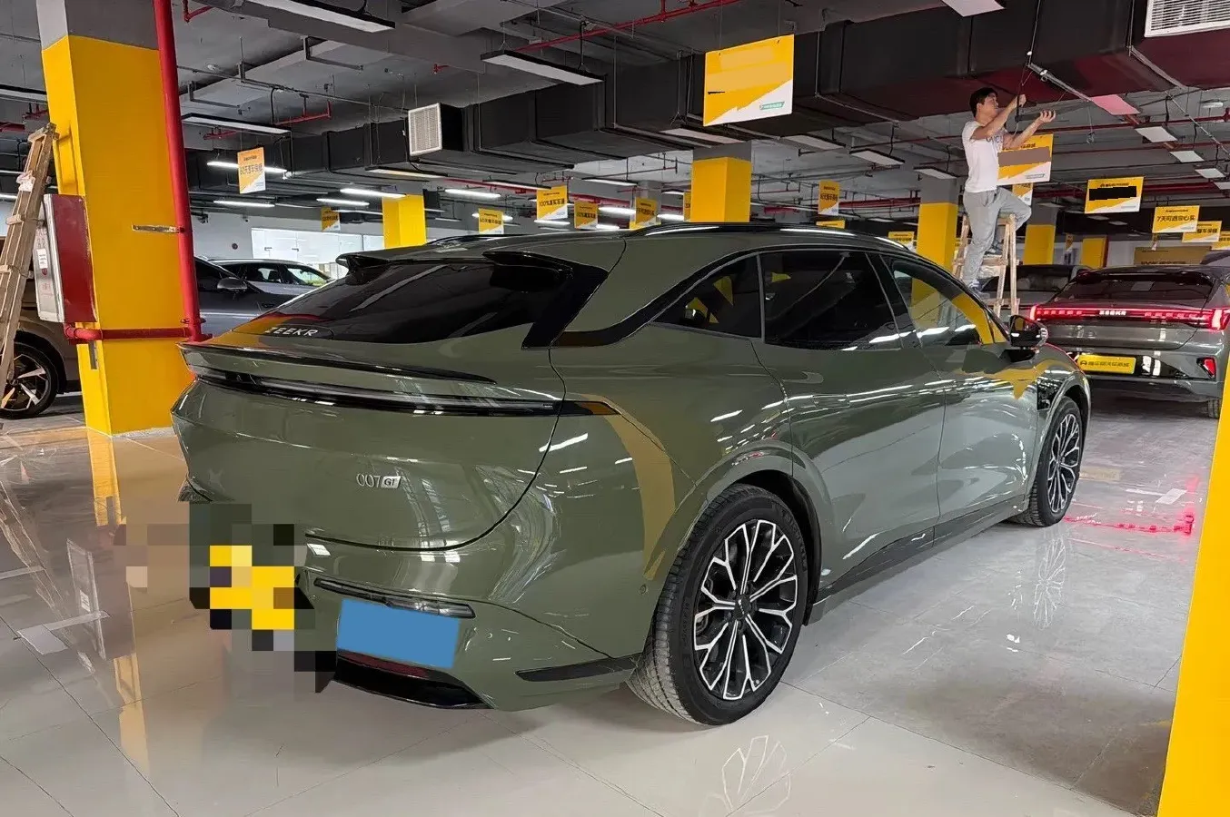 2025 Zeekr 007GT BEV 75KWH,autocango,china used car exporter,china ev exporter,chinese used car exporter,chinese used ev exporter