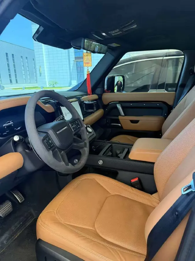 2024 Land Rover Defender 5.0T 525HP V8 8AT,autocango,china used car exporter,china ev exporter,chinese used car exporter,chinese used ev exporter