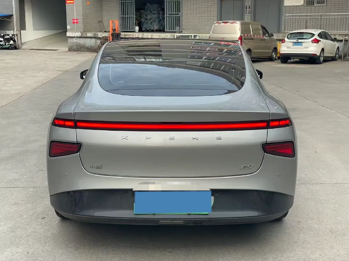 2022 Xpeng P7 BEV 83.1KWH,autocango,china used car exporter,china ev exporter,chinese used car exporter,chinese used ev exporter