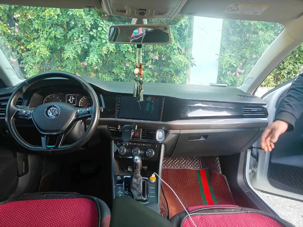 2019 Volkswagen Golf Sportsvan 1.6L 110HP L4 6AT,autocango,china used car exporter,china ev exporter,chinese used car exporter,chinese used ev exporter