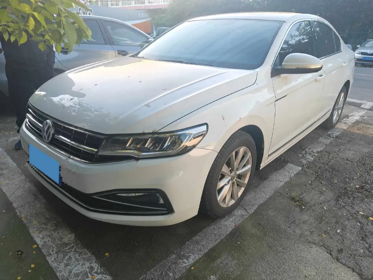 2019 Volkswagen Golf Sportsvan 1.6L 110HP L4 6AT,autocango,china used car exporter,china ev exporter,chinese used car exporter,chinese used ev exporter