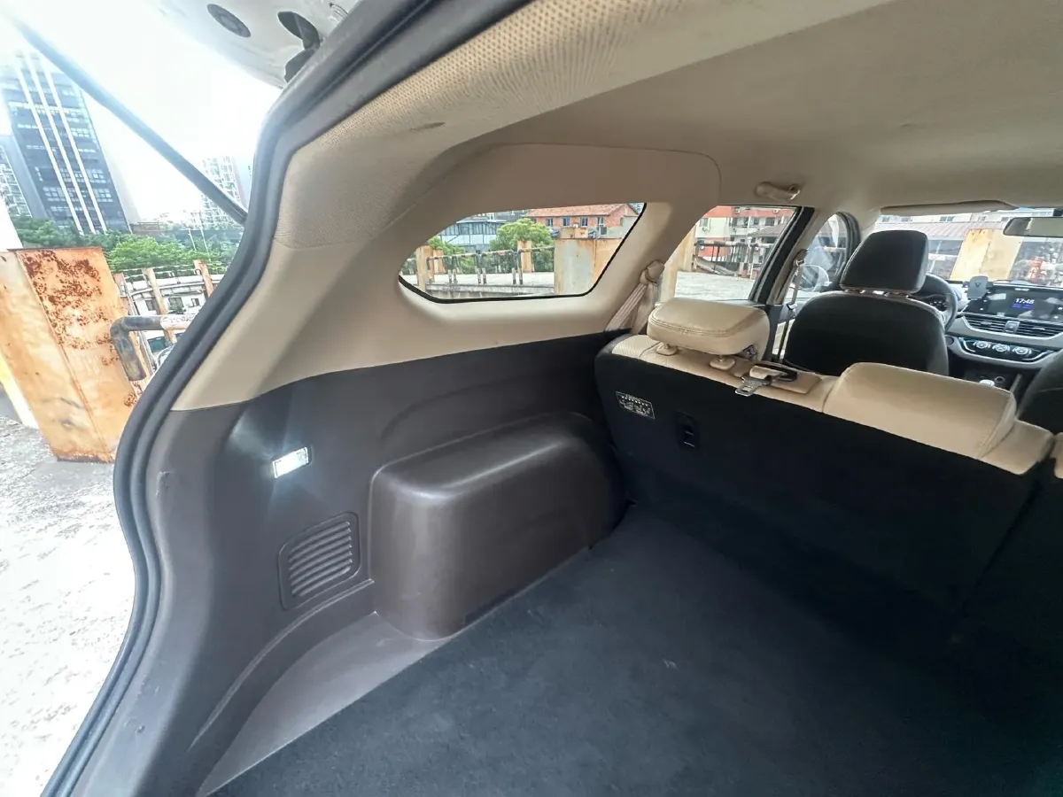 2017 BaoJun 310W 1.5L 112HP L4 6MT,autocango,china used car exporter,china ev exporter,chinese used car exporter,chinese used ev exporter