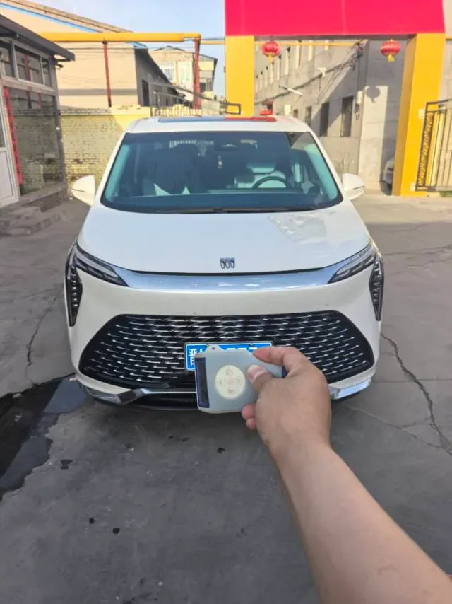2025 Buick Century 2.0T 237HP L4 9AT,autocango,china used car exporter,china ev exporter,chinese used car exporter,chinese used ev exporter