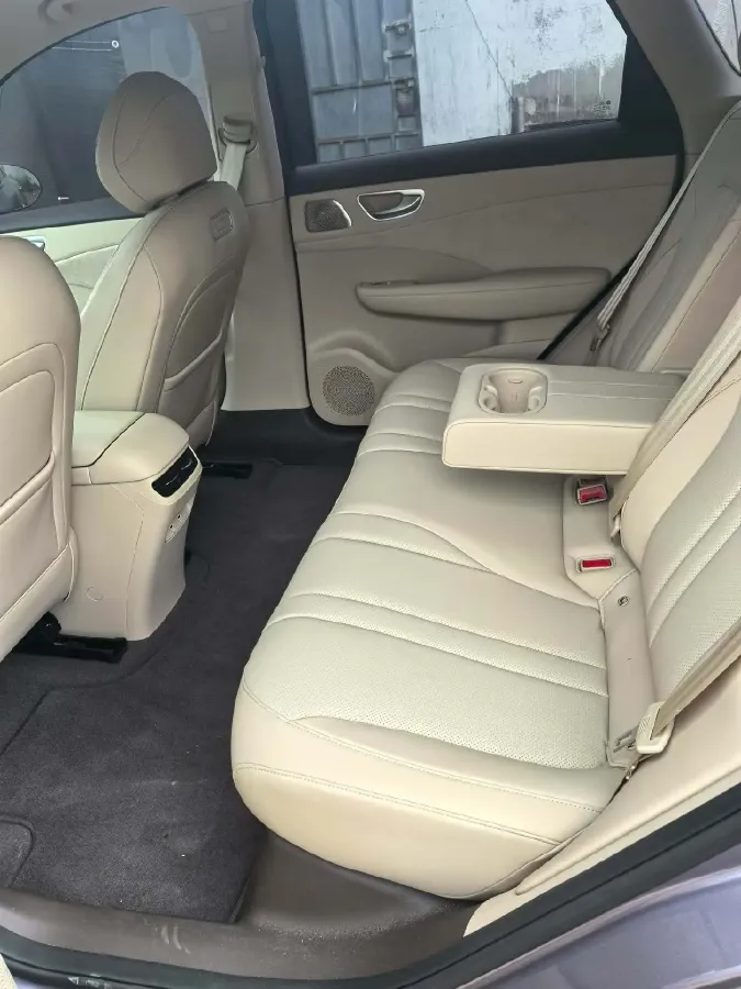 2025 HIMA Shangjie H5 BEV,autocango,china used car exporter,china ev exporter,chinese used car exporter,chinese used ev exporter