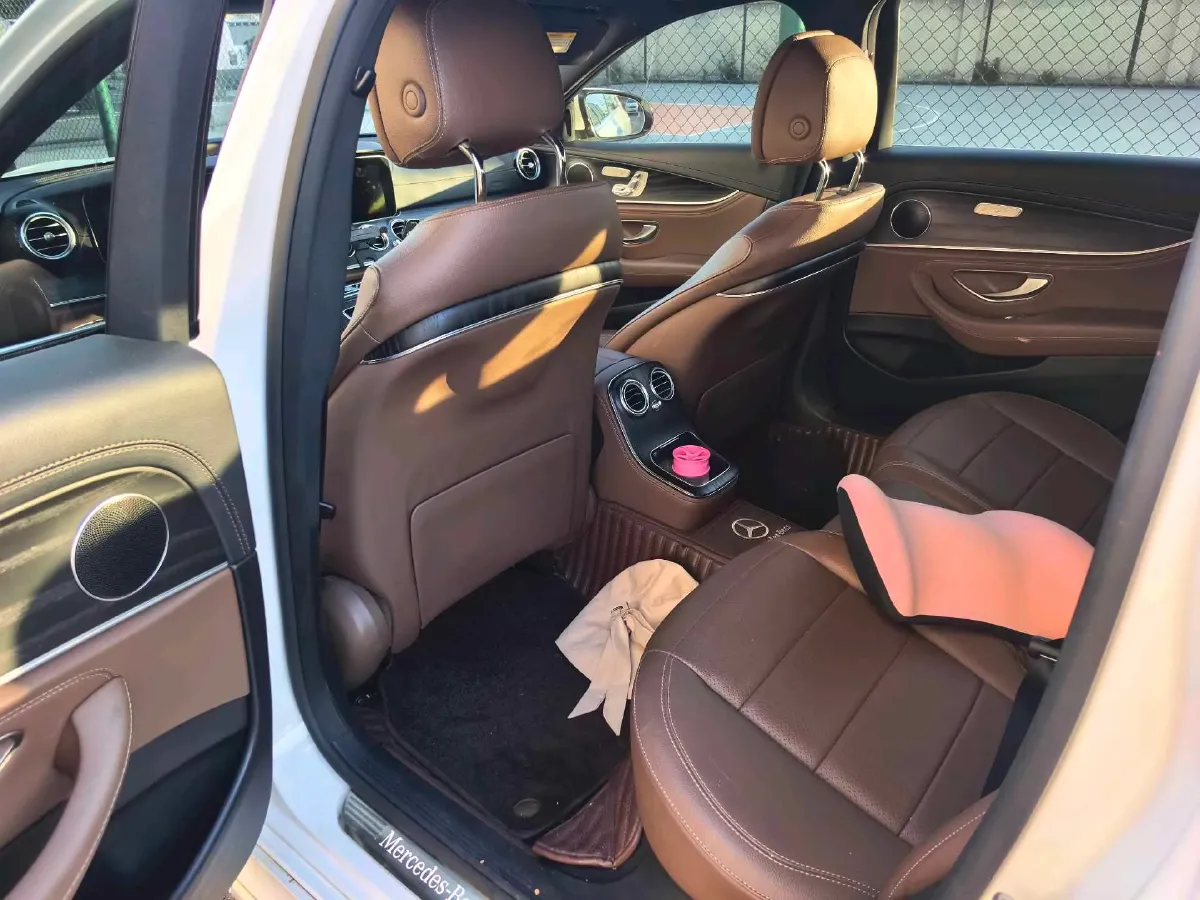 2021 Mercedes-Benz E Class 2.0T 258HP L4 9AT,autocango,china used car exporter,china ev exporter,chinese used car exporter,chinese used ev exporter