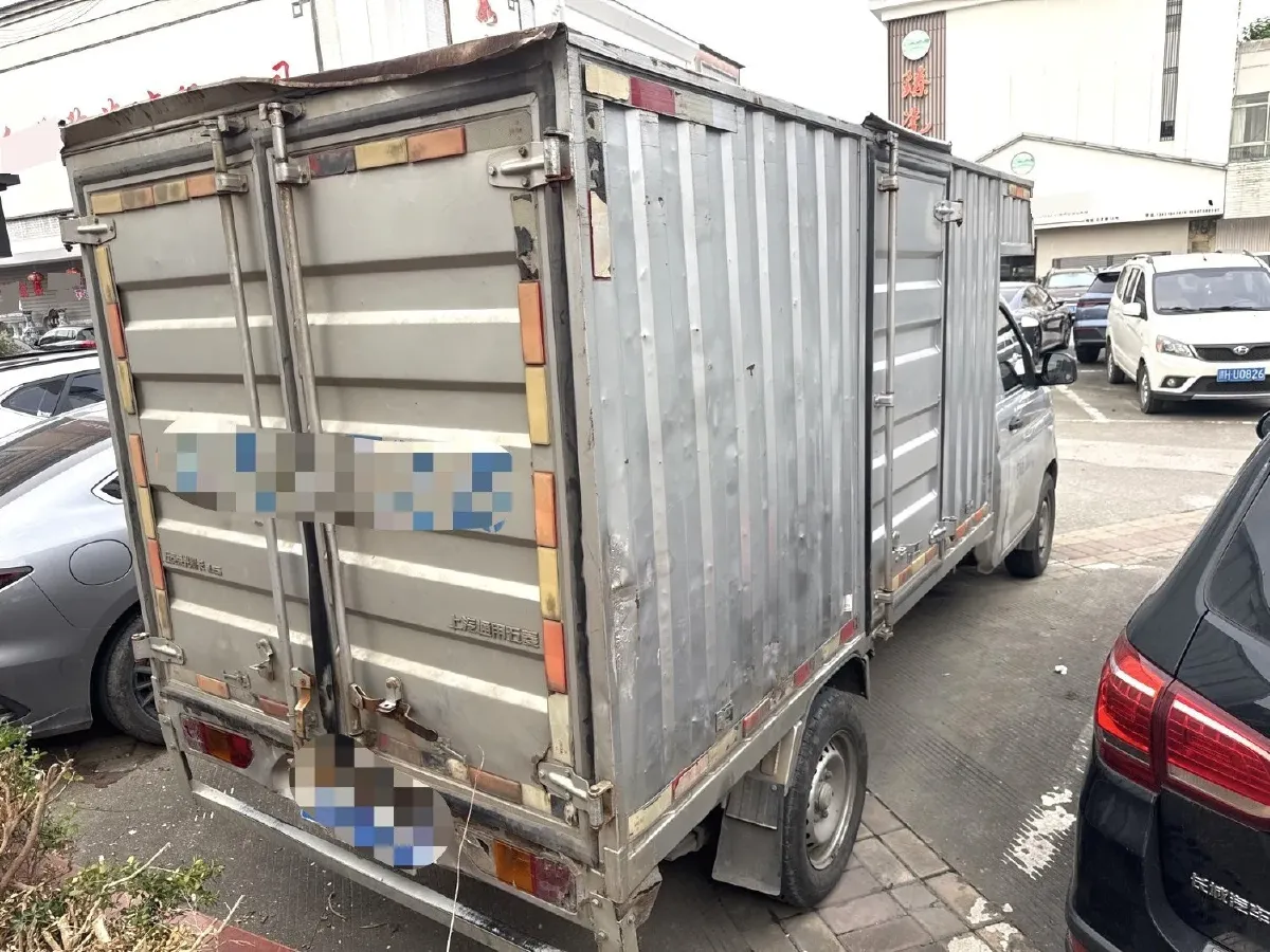 2019 WuLing RongGuang New Truck 1.5L 107HP L4 5MT,autocango,china used car exporter,china ev exporter,chinese used car exporter,chinese used ev exporter