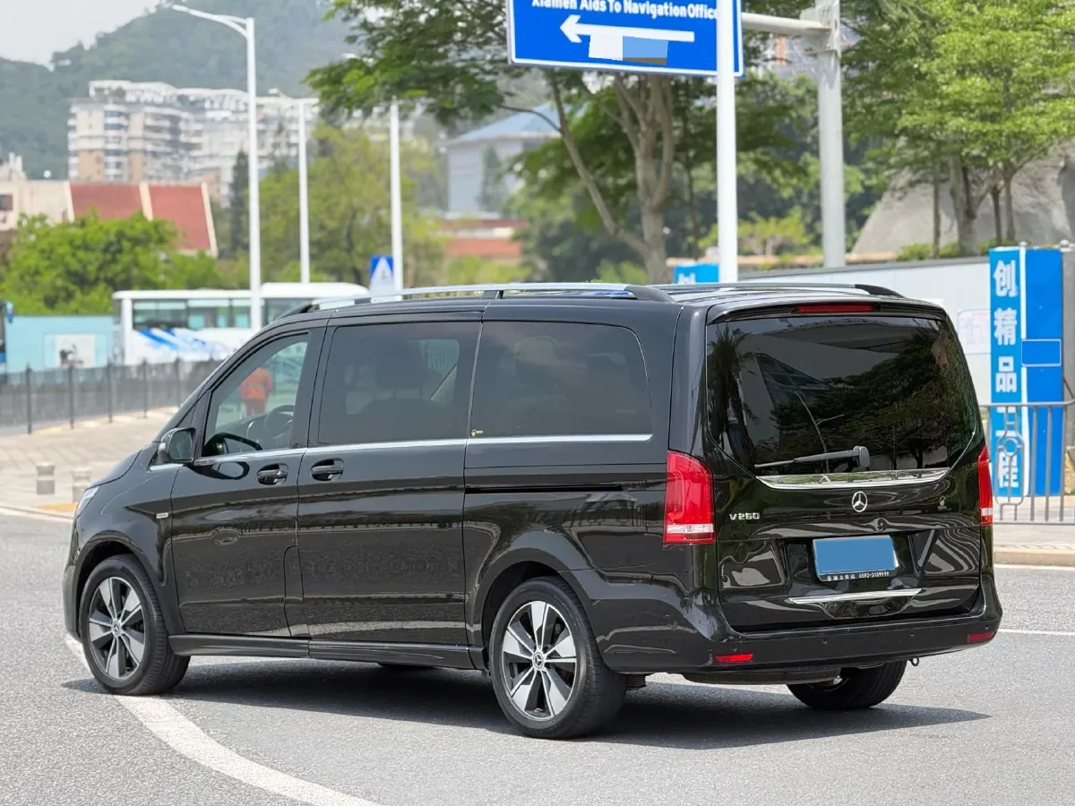 2020 Mercedes-Benz V Class 2.0T 211HP L4 9AT,autocango,china used car exporter,china ev exporter,chinese used car exporter,chinese used ev exporter