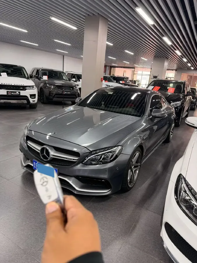 2016 Mercedes-Benz C AMG 4.0T 476HP V8 7AT,autocango,china used car exporter,china ev exporter,chinese used car exporter,chinese used ev exporter