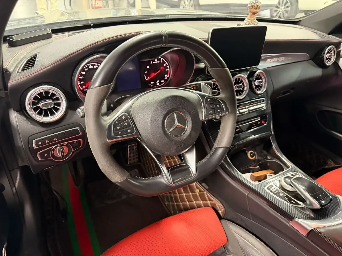 2016 Mercedes-Benz C AMG 4.0T 476HP V8 7AT,autocango,china used car exporter,china ev exporter,chinese used car exporter,chinese used ev exporter
