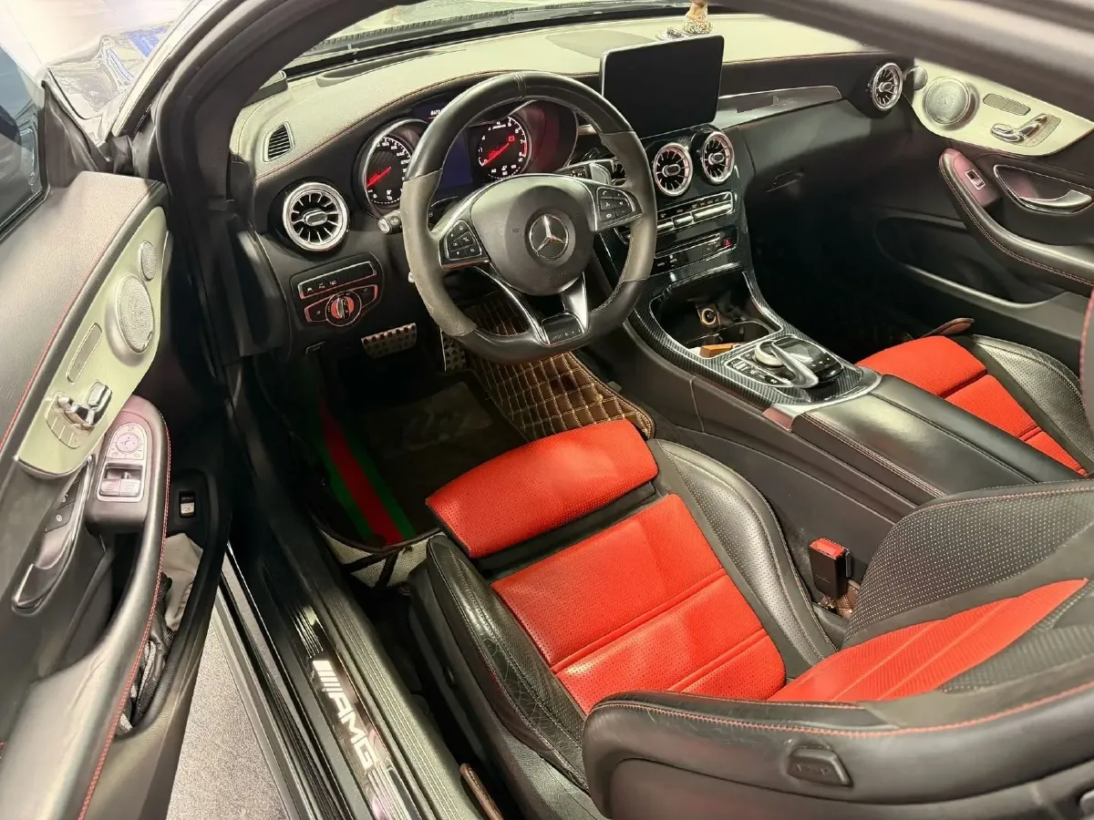 2016 Mercedes-Benz C AMG 4.0T 476HP V8 7AT,autocango,china used car exporter,china ev exporter,chinese used car exporter,chinese used ev exporter