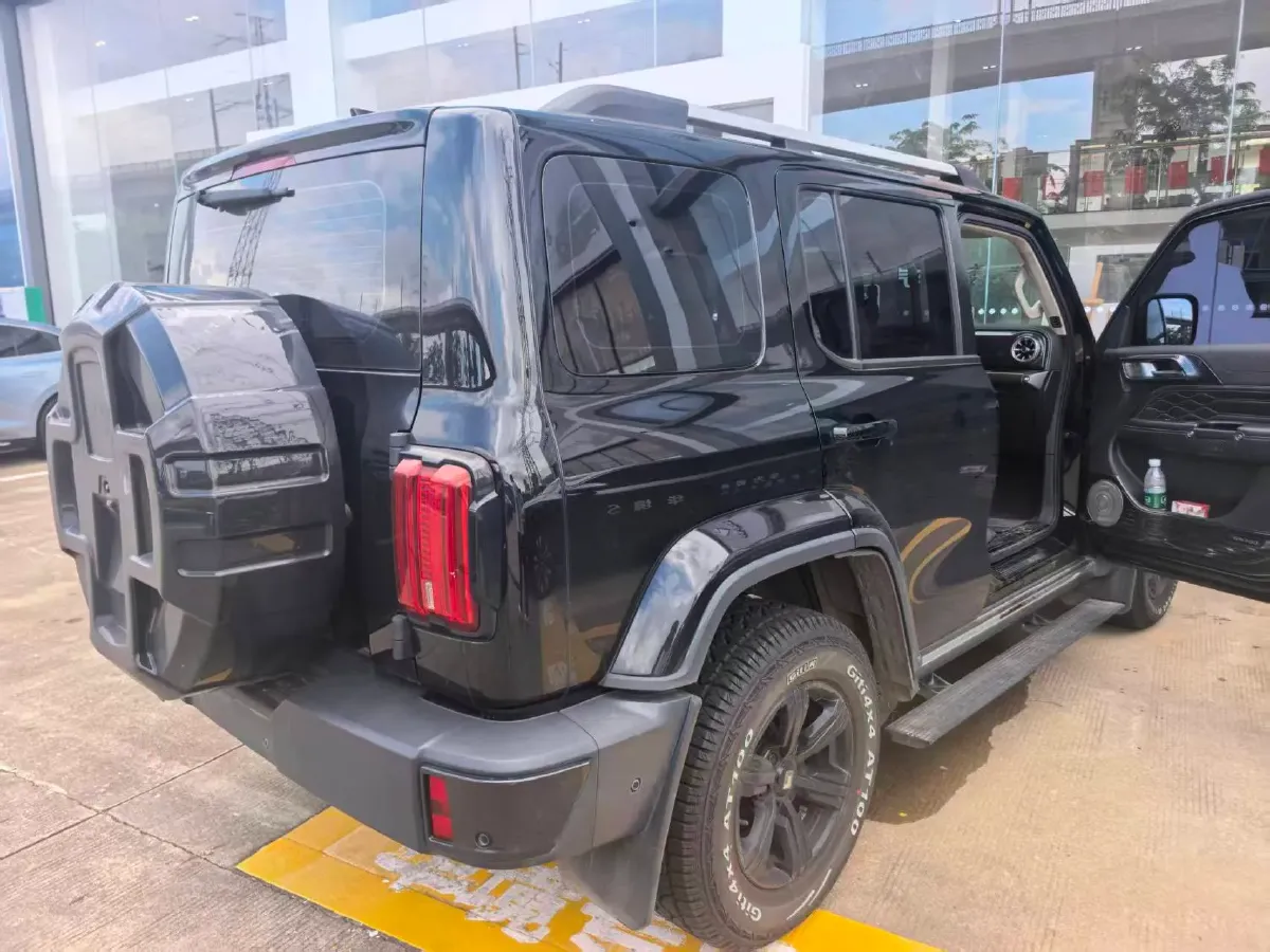 2021 Tank 300 2.0T 227HP L4 8AT,autocango,china used car exporter,china ev exporter,chinese used car exporter,chinese used ev exporter