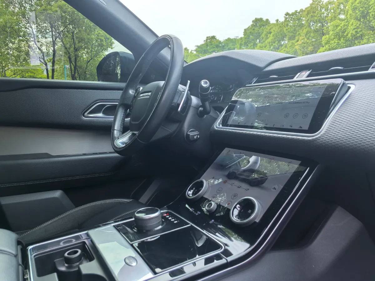 2020 Land Rover Range Rover Velar 2.0T 250HP L4 8AT,autocango,china used car exporter,china ev exporter,chinese used car exporter,chinese used ev exporter