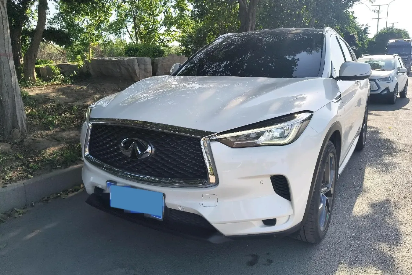 2022 Infiniti QX50 2.0T 245HP L4 CVT,autocango,china used car exporter,china ev exporter,chinese used car exporter,chinese used ev exporter